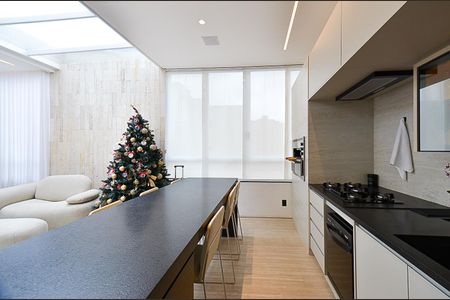 Apartamento à venda com 150m², 2 quartos e 1 vagaCozinha Cobertura