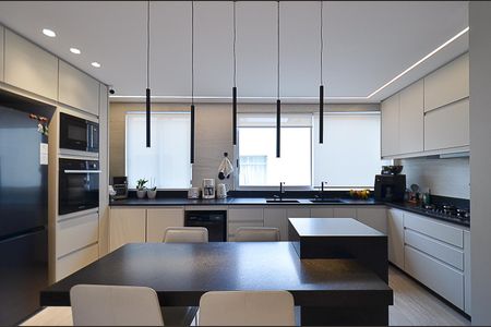 Apartamento à venda com 150m², 2 quartos e 1 vagaCozinha