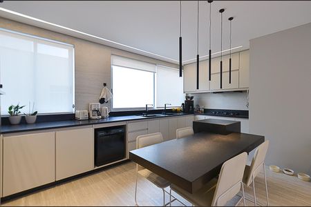 Apartamento à venda com 150m², 2 quartos e 1 vagaCozinha