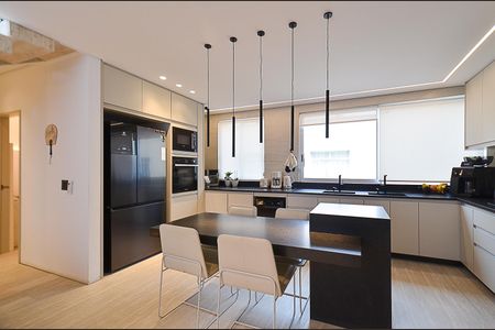 Apartamento à venda com 150m², 2 quartos e 1 vagaCozinha