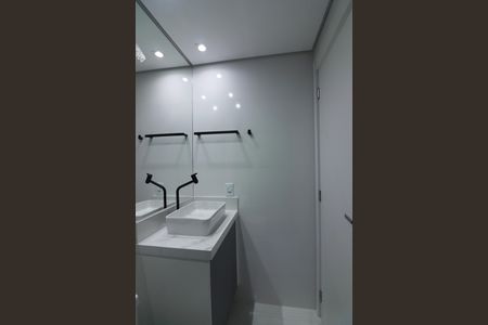 Apartamento para alugar com 72m², 3 quartos e 2 vagasQuarto 1 - Suíte Banheiro 