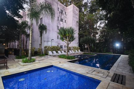 Apartamento para alugar com 46m², 2 quartos e 1 vagaPiscina