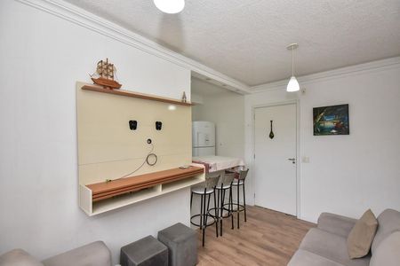 Sala de apartamento para alugar com 2 quartos, 46m² em Jardim Leonidas Moreira, São Paulo