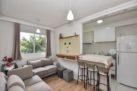 Sala de apartamento para alugar com 2 quartos, 46m² em Jardim Leonidas Moreira, São Paulo