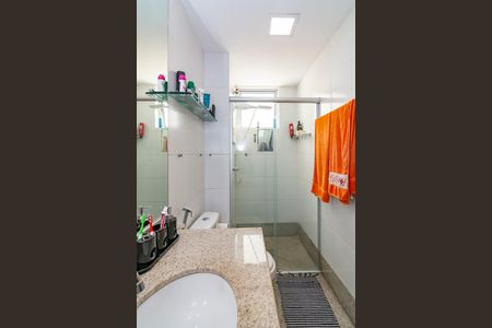 Apartamento à venda com 98m², 3 quartos e 2 vagasBanheiro da Suíte