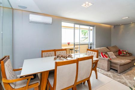 Apartamento à venda com 98m², 3 quartos e 2 vagasSala