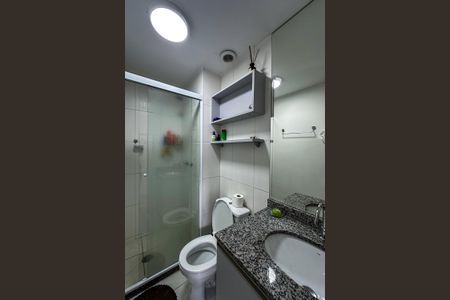 Apartamento à venda com 68m², 3 quartos e 2 vagasBanheiro Social