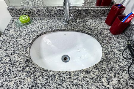 Apartamento à venda com 68m², 3 quartos e 2 vagasBanheiro Social