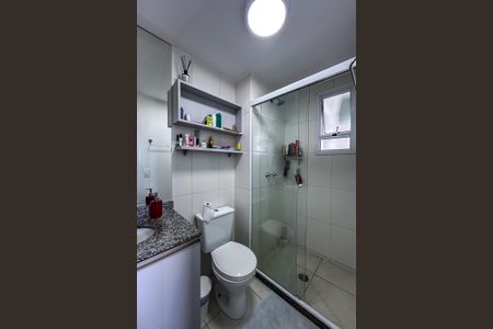 Apartamento à venda com 68m², 3 quartos e 2 vagasBanheiro da Suíte