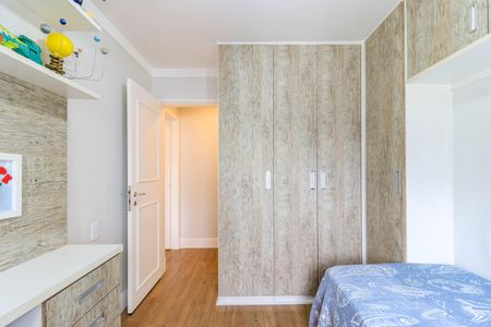 Apartamento à venda com 71m², 2 quartos e 1 vagaQuarto