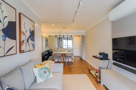 Apartamento à venda com 71m², 2 quartos e 1 vagaSala