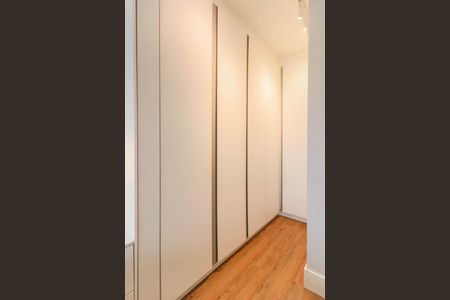 Apartamento à venda com 71m², 2 quartos e 1 vagaSuíte