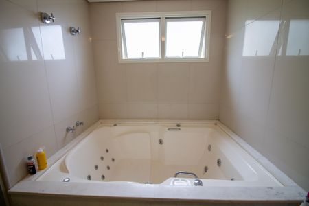 Apartamento para alugar com 200m², 4 quartos e 4 vagasBanheiro da Suíte 4