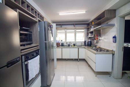 Apartamento para alugar com 200m², 4 quartos e 4 vagasCozinha