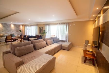 Apartamento para alugar com 200m², 4 quartos e 4 vagasSala de TV