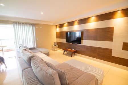 Apartamento para alugar com 200m², 4 quartos e 4 vagasSala de TV