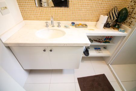 Apartamento para alugar com 200m², 4 quartos e 4 vagasBanheiro da Suíte 1