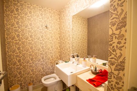 Apartamento para alugar com 200m², 4 quartos e 4 vagasLavabo