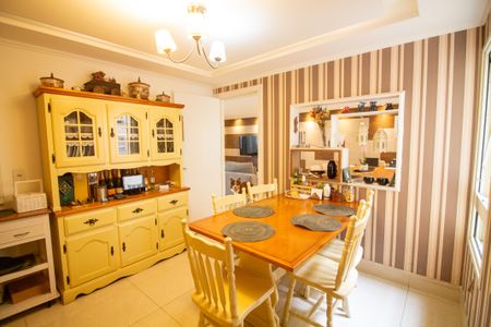 Apartamento para alugar com 200m², 4 quartos e 4 vagasCopa