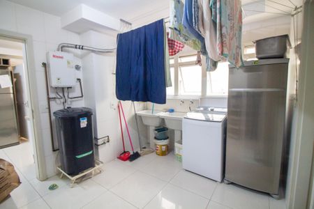 Apartamento para alugar com 200m², 4 quartos e 4 vagasÁrea de Serviço