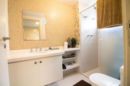 Apartamento para alugar com 200m², 4 quartos e 4 vagasBanheiro da Suíte 1