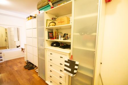 Apartamento para alugar com 200m², 4 quartos e 4 vagasSuíte 4 - Closet
