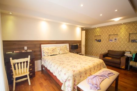 Apartamento para alugar com 200m², 4 quartos e 4 vagasSuíte 4