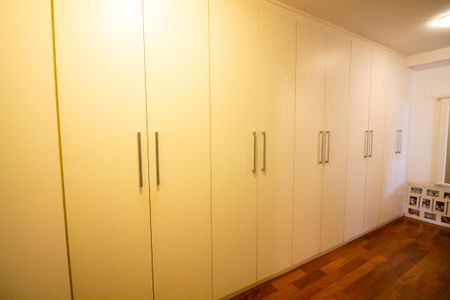 Apartamento para alugar com 200m², 4 quartos e 4 vagasSuíte 4 - Closet