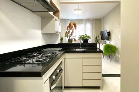 Apartamento à venda com 84m², 2 quartos e 1 vagaCozinha