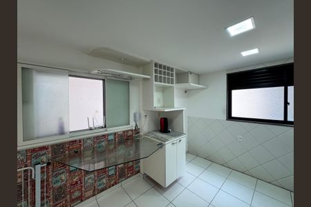 Apartamento para alugar com 128m², 2 quartos e 2 vagasCozinha e Área de Serviço