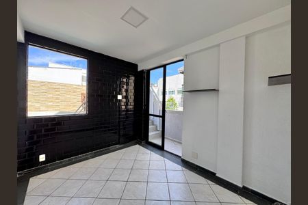 Apartamento para alugar com 128m², 2 quartos e 2 vagasSala (Segundo andar)