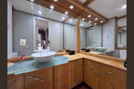 Apartamento para alugar com 128m², 2 quartos e 2 vagasLavabo