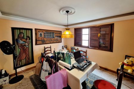 Casa à venda com 560m², 5 quartos e 3 vagasSala 2