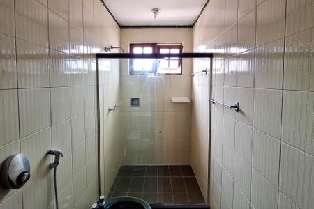 Casa à venda com 560m², 5 quartos e 3 vagasBanheiro da Suíte 3