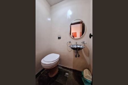 Casa à venda com 560m², 5 quartos e 3 vagasLavabo