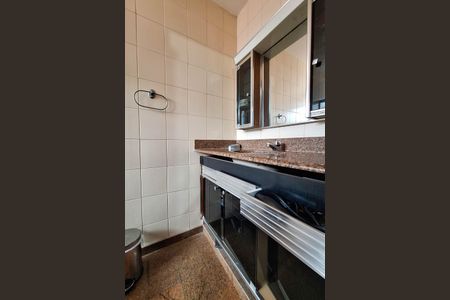 Casa à venda com 560m², 5 quartos e 3 vagasBanheiro da Suíte 4