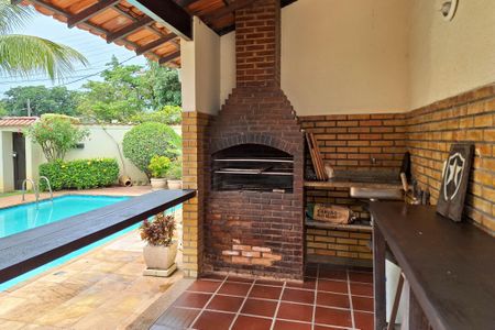 Casa à venda com 560m², 5 quartos e 3 vagasQuintal