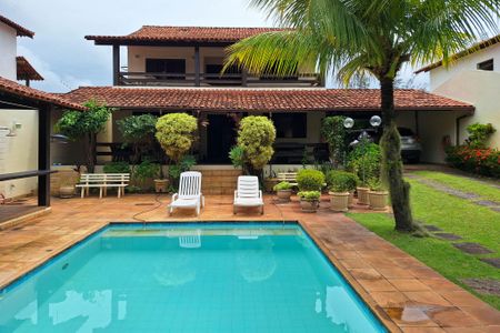 Casa à venda com 560m², 5 quartos e 3 vagasQuintal