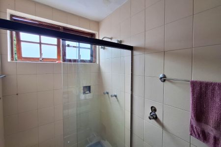 Casa à venda com 560m², 5 quartos e 3 vagasBanheiro da Suíte 1