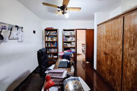 Casa à venda com 560m², 5 quartos e 3 vagasSuíte 4