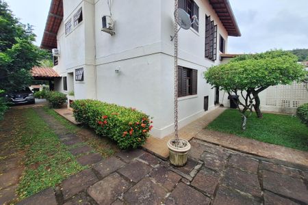 Casa à venda com 560m², 5 quartos e 3 vagasQuintal