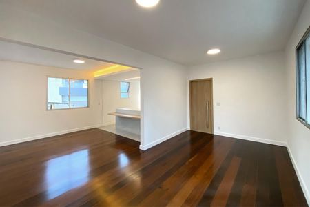 Sala de apartamento à venda com 4 quartos, 143m² em Sion, Belo Horizonte