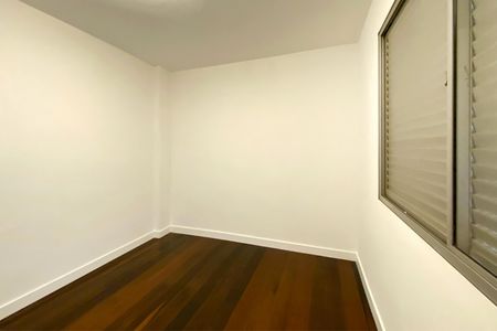 Apartamento à venda com 143m², 4 quartos e 2 vagasQuarto 3