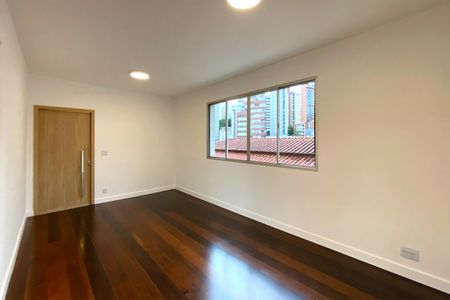 Apartamento à venda com 143m², 4 quartos e 2 vagasSala