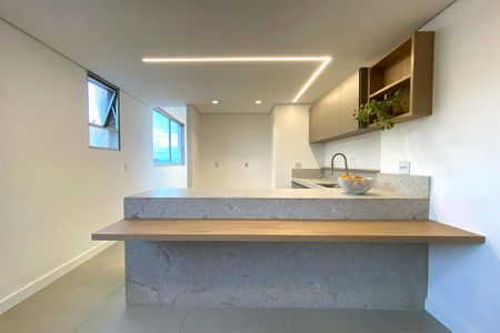 Apartamento à venda com 143m², 4 quartos e 2 vagasCozinha