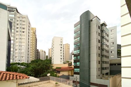 Apartamento à venda com 143m², 4 quartos e 2 vagasVista do Quarto 2