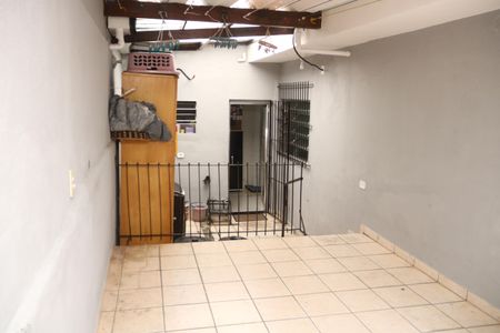 Casa à venda com 84m², 3 quartos e 1 vagaÁrea de Serviço