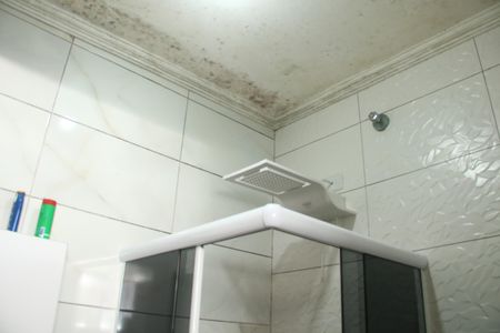 Casa à venda com 84m², 3 quartos e 1 vagaBanheiro