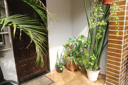 Casa à venda com 84m², 3 quartos e 1 vagaÁrea externa