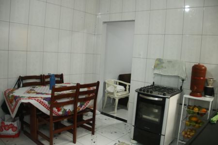 Casa à venda com 84m², 3 quartos e 1 vagaCozinha